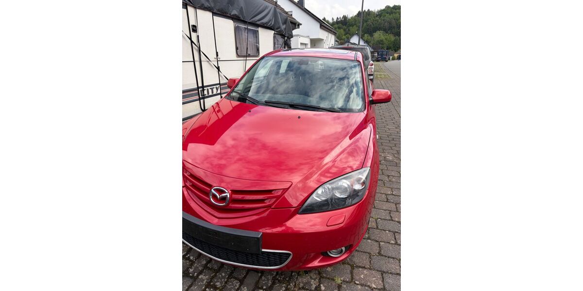 Mazda 3 95.215 km 4.299 &euro; Fell 54341