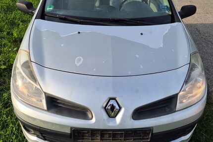 Renault Clio 229.000 km 1.999 € Kirchanschöring 83417