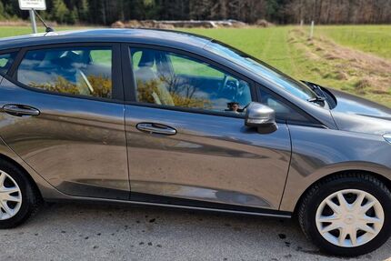 Ford Fiesta 29.899 km 11.980 &euro; Welden 86465