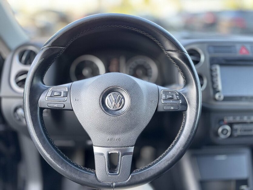VW Tiguan Sport & Style / Allrad/ Automatik / Leder 195.000 km 8.900 € Mönchengladbach 41066