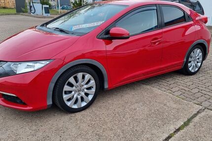 Honda Civic 148.000 km 8.800 &euro; Halle/S. 06132