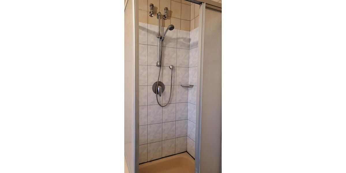 Einfamilienhaus Hillerse - 8 Zimmer, 220 m&sup2;, 1.600&euro; | Angebot:25246222