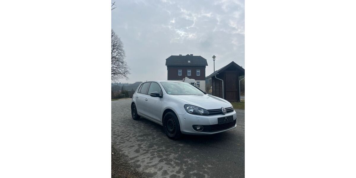 VW Golf 140.973 km 7.500 &euro; Saalfeld 07318