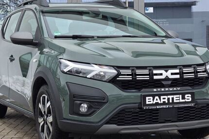 Dacia Sandero 65.000 km 16.740 &euro; Hude 27798