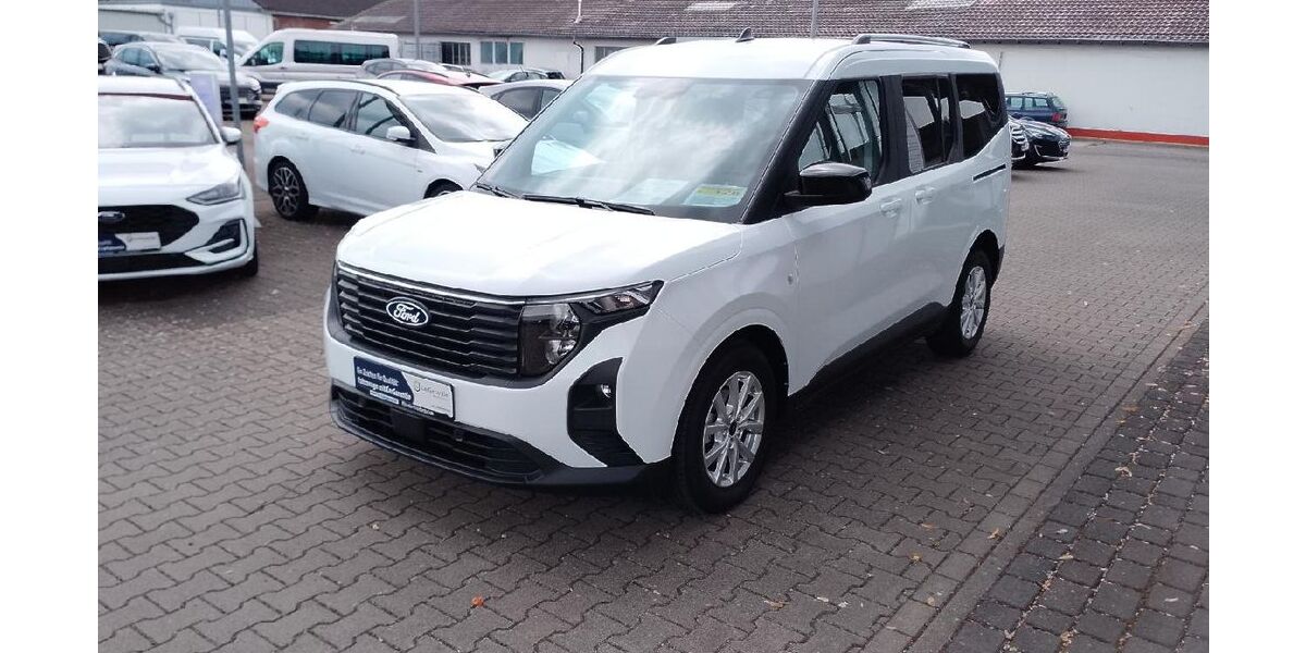 Ford Tourneo Courier 22.415 km 22.995 &euro; Rheda-Wiedenbrück 33378