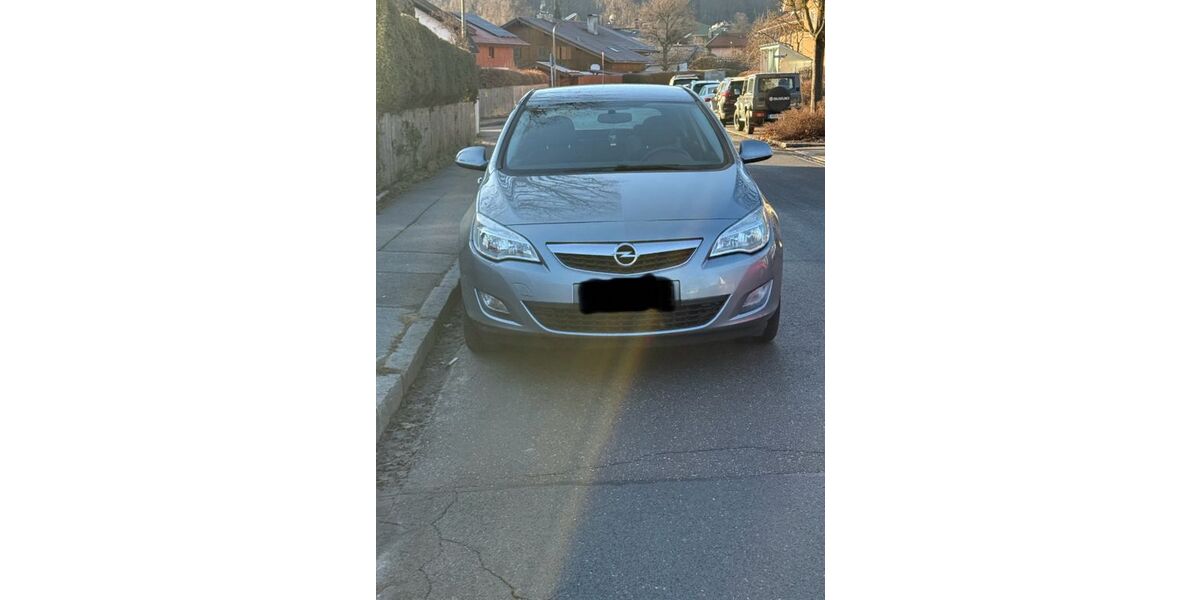 Opel Astra 61.500 km 4.850 &euro; Miesbach 83714