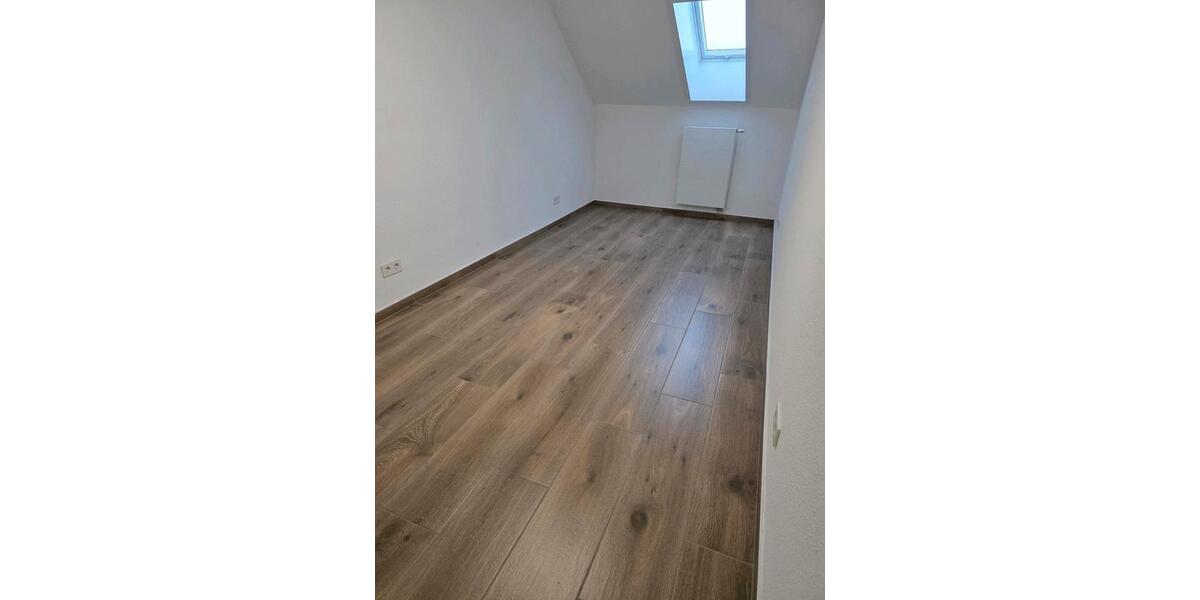 Dachgeschoßwohnung Aschersleben - 2 Zimmer, 59 m&sup2;, 575&euro; | Angebot:26346435