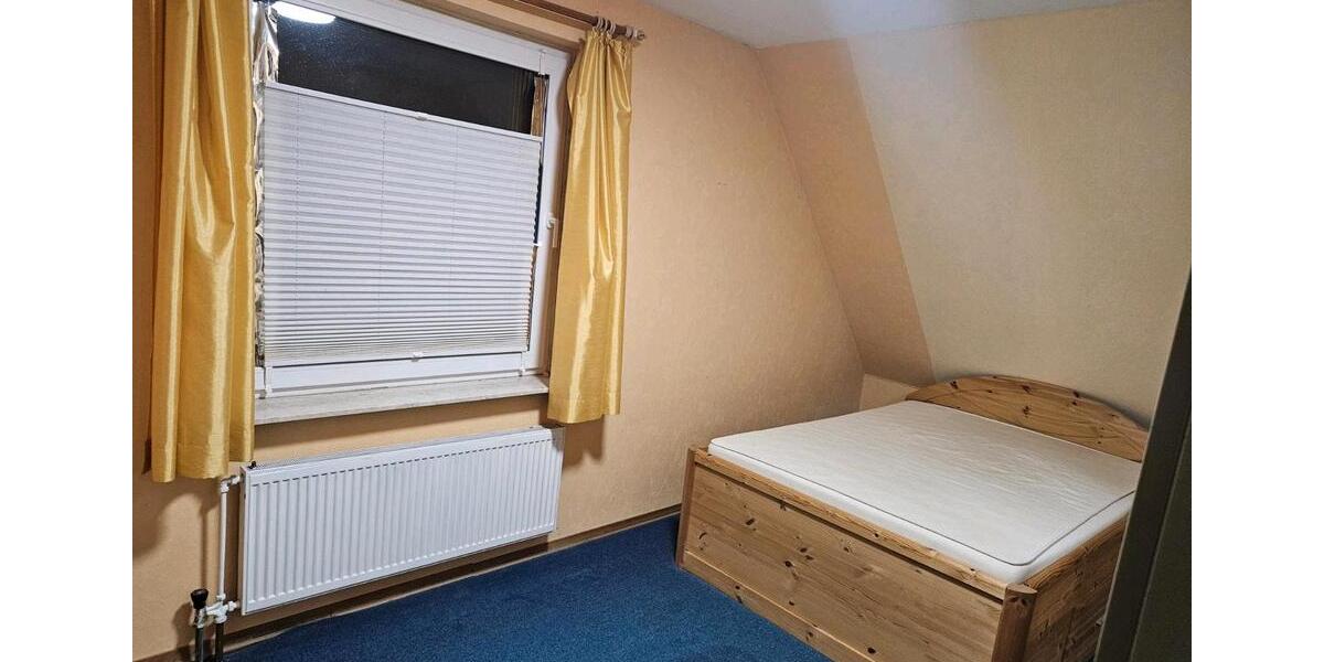 Etagenwohnung Uelzen - 3 Zimmer, 90 m&sup2;, 1.020&euro; | Angebot:26043010