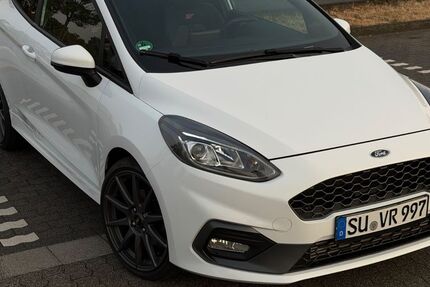 Ford Fiesta 90.000 km 15.200 &euro; Wachtberg 53343