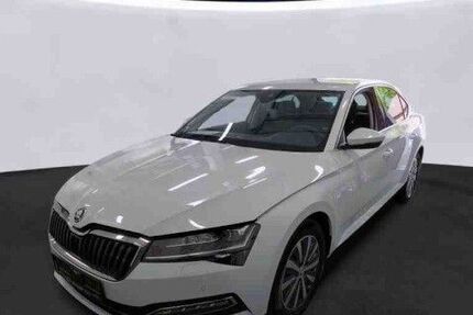 Skoda Superb 79.539 km 32.650 € Lauterbach 36341