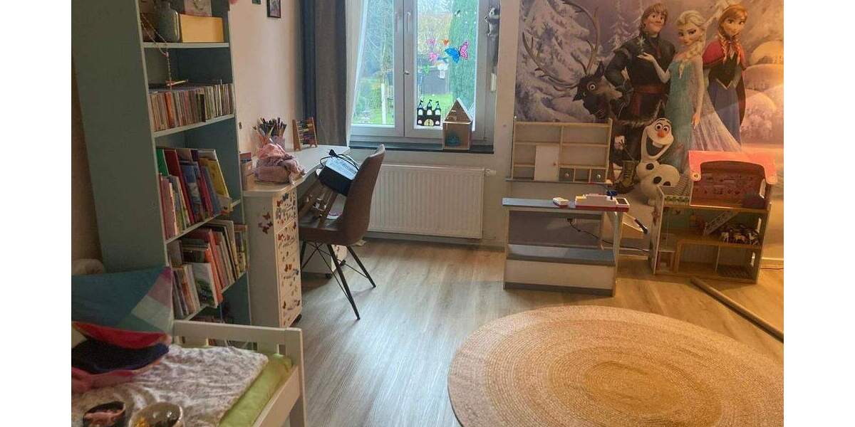 Mehrfamilienhaus, Wohnhaus Würselen - 9 Zimmer, 168 m&sup2;, 380.000&euro; | Angebot:25525617