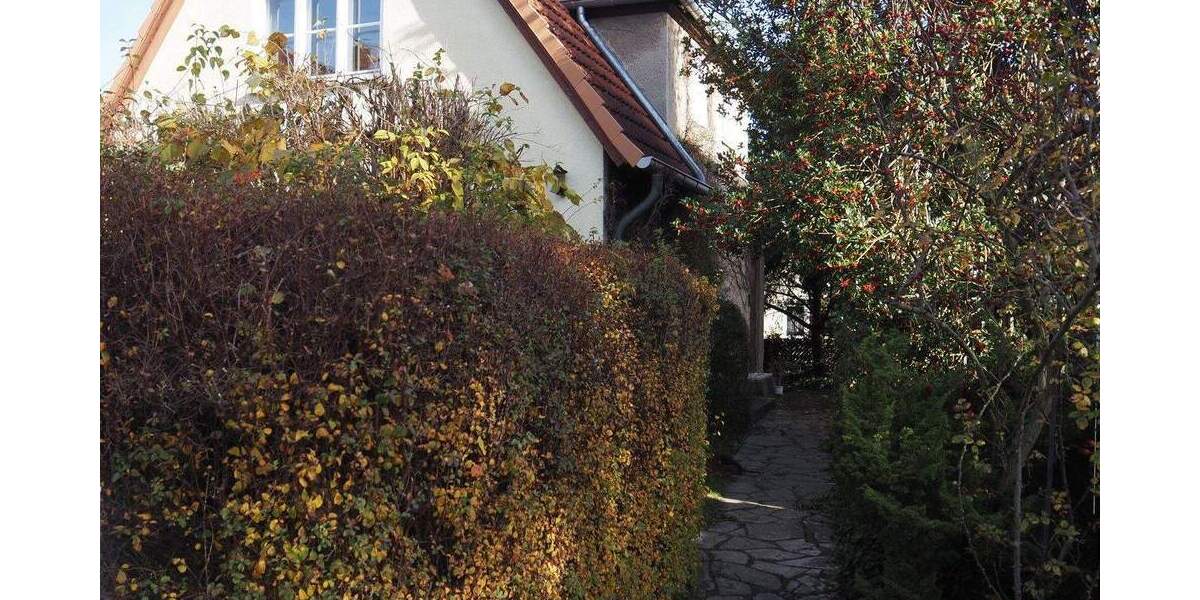 Einfamilienhaus Kleinmachnow - 6 Zimmer, 105 m&sup2;, 620.000&euro; | Angebot:25948102