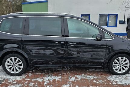 VW Sharan 83.000 km 26.950 &euro; Mustin 23911