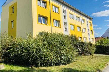 Wohnung Großenhain Bauda - 3 Zimmer, 60 m&sup2;, 385&euro; | Angebot:26818177