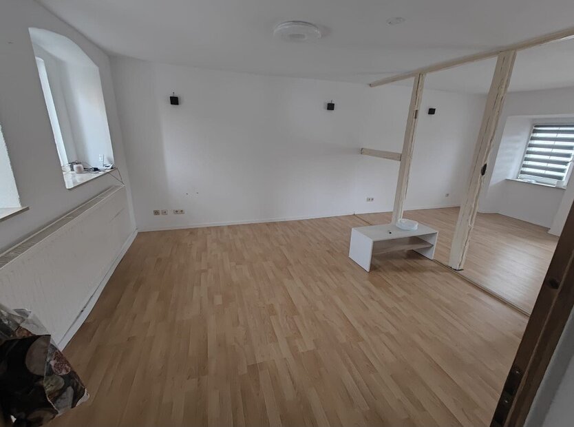 Wettin-Löbejün-Rothenburg, MFH + angrenzendem Reihenendhaus 16 zimmer