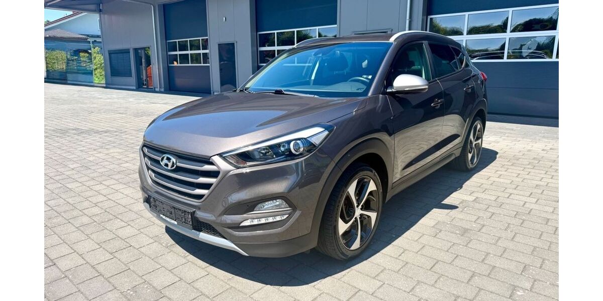Hyundai TUCSON 114.921 km 15.900 &euro; Albig 55234