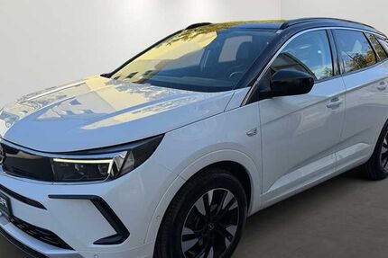 Opel Grandland (X) 55.916 km 26.850 &euro; München 81547