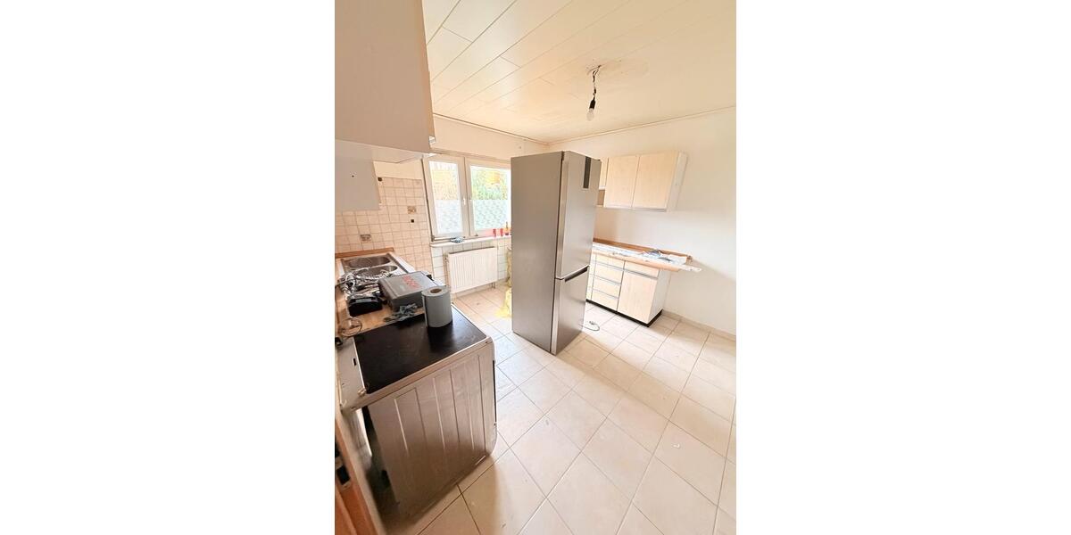 Etagenwohnung Erbach - 6 Zimmer, 160 m&sup2;, 1.300&euro; | Angebot:24983173