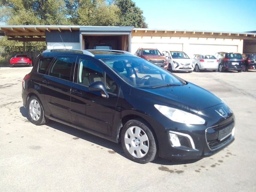 Peugeot 308 236.226 km 2.950 € Burgau 89331