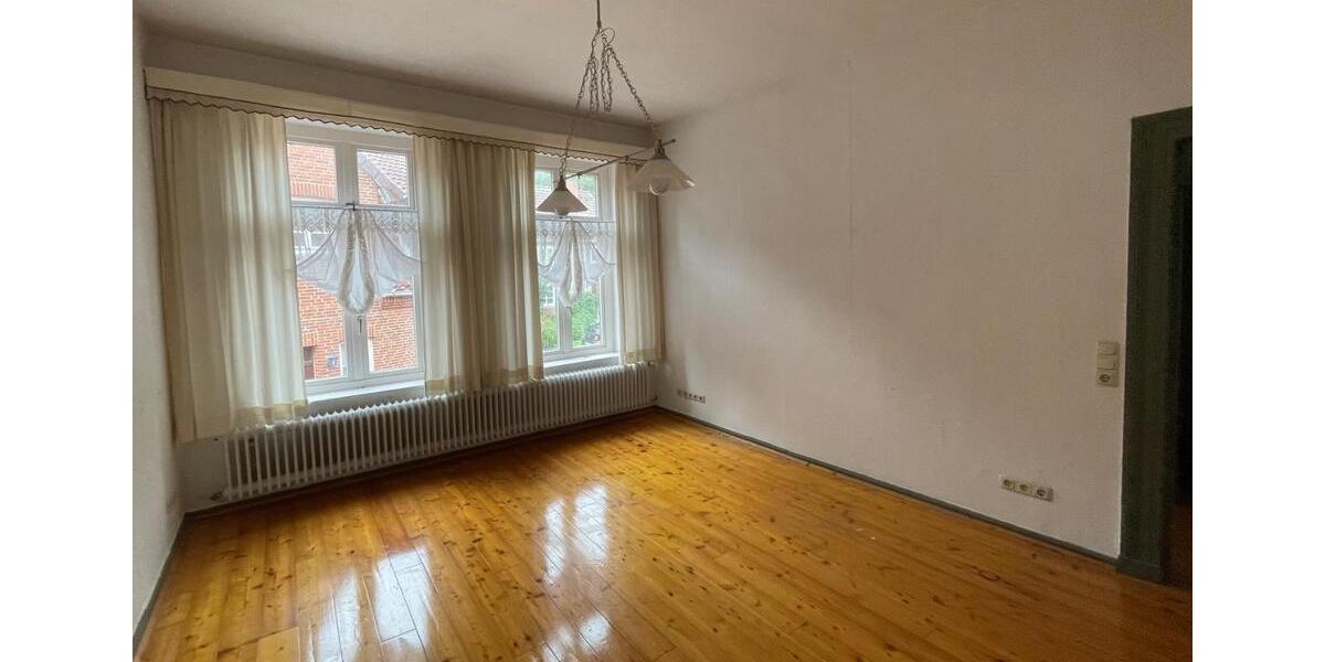 Maisonettenwohnung Lauenburg/Elbe Elbe - 7.5 Zimmer, 200 m&sup2;, 1.600&euro; | Angebot:22312180