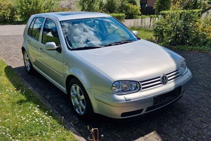 VW Golf 159.000 km 8.900 &euro; Wanderath 56729