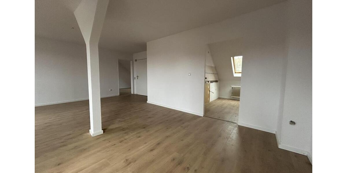 Dachgeschoßwohnung Gladbeck Brauck - 2 Zimmer, 65 m&sup2;, 485&euro; | Angebot:25102161