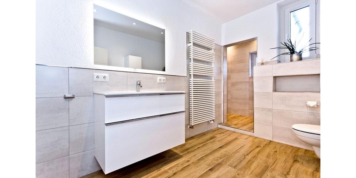 Mehrfamilienhaus, Wohnhaus Cuxhaven Duhnen - 9 Zimmer, 298 m&sup2;, 646.000&euro; | Angebot:25614367