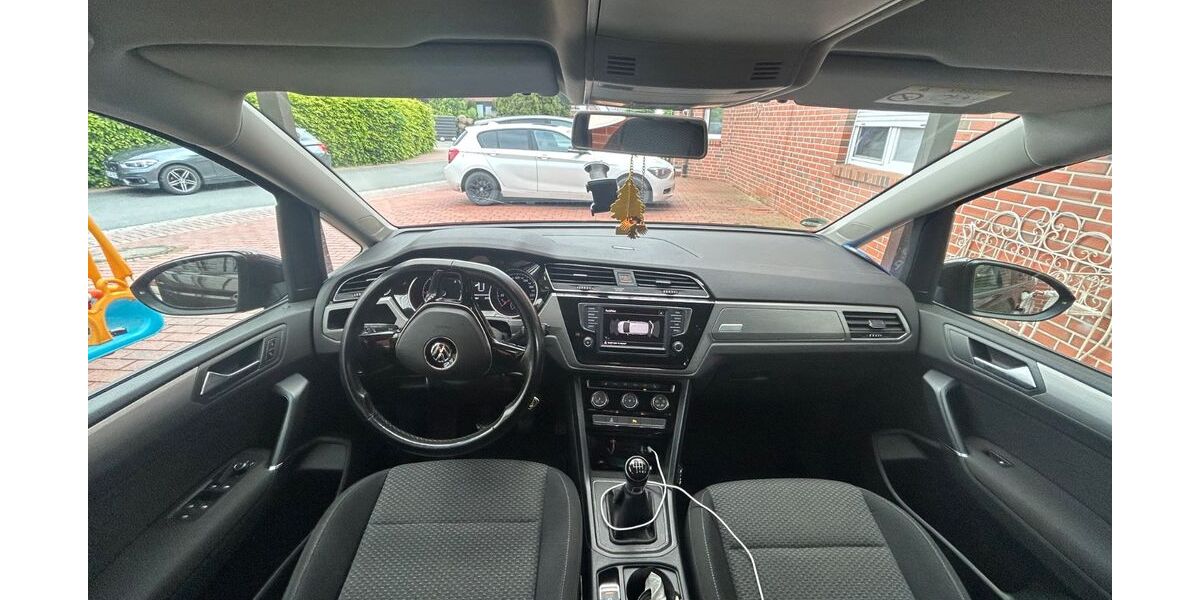VW Touran 245.000 km 8.400 &euro; Neuenkirchen-Vörden 49434