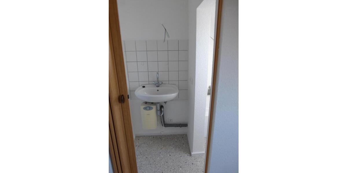Dachgeschoßwohnung Ingelheim am Rhein - 2 Zimmer, 40 m&sup2;, 650&euro; | Angebot:26350354