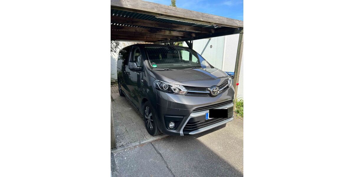 Toyota Proace (Verso) 23.000 km 44.900 &euro; Isen 84424