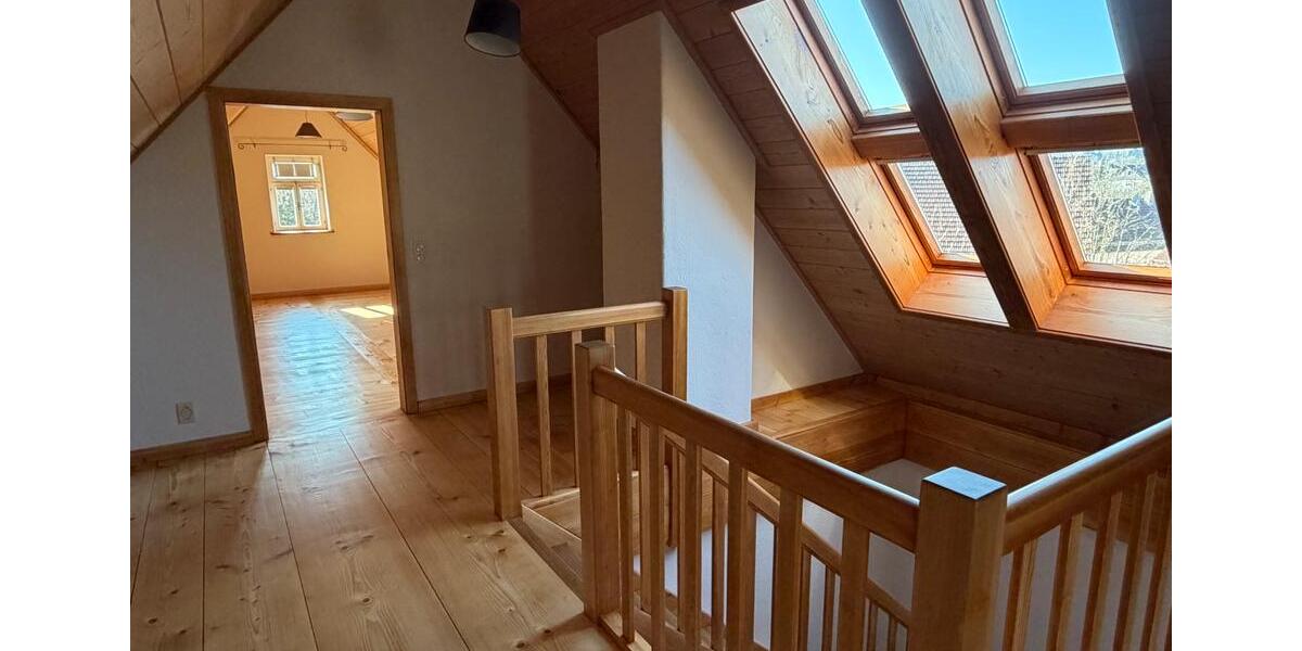 Einfamilienhaus Schlüchtern - 3 Zimmer, 150 m&sup2;, 1.350&euro; | Angebot:25964514