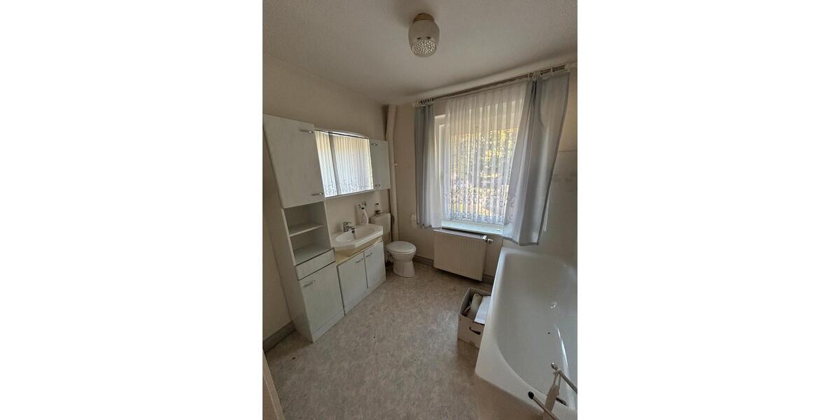 Doppelhaushälfte Borna - 2 Zimmer, 123 m&sup2;, 152.000&euro; | Angebot:27266536