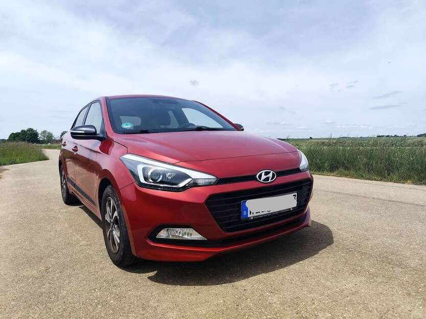 i20