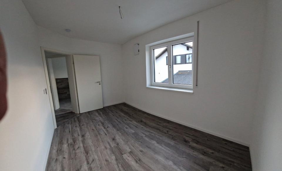 Erdgeschoßwohnung Altmannstein - 3 Zimmer, 66 m&sup2;, 880&euro; | Angebot:26528730