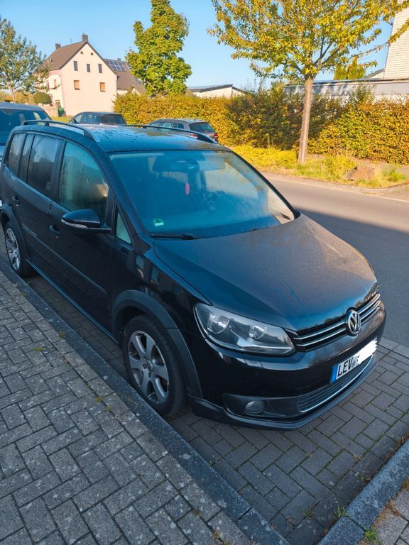 VW Touran 307.400 km 5.290 € Leverkusen 51371