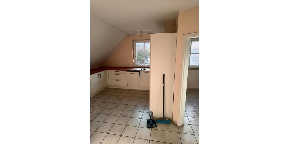 Dachgeschoßwohnung Greven - 5 Zimmer, 120 m&sup2;, 1.200&euro; | Angebot:26062566