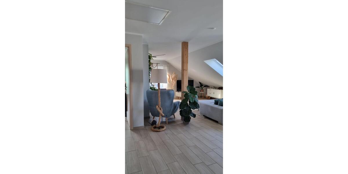 Dachgeschoßwohnung Wismar Altstadt - 5 Zimmer, 144 m&sup2;, 1.550&euro; | Angebot:26284702