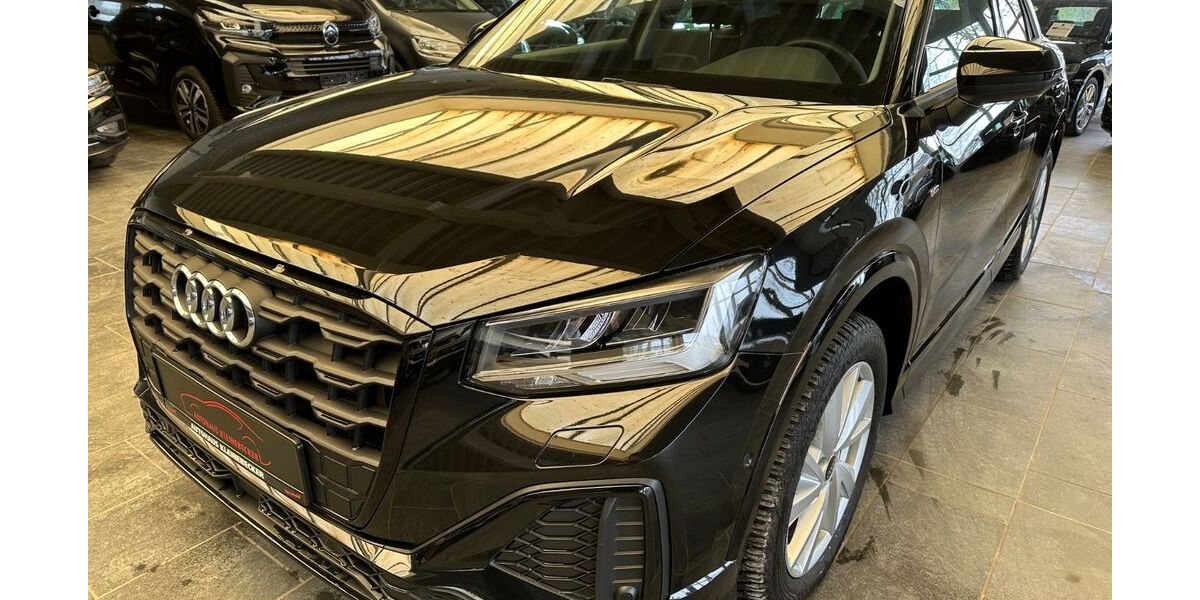 Audi Q2 29.890 km 29.200 &euro; Versmold 33775