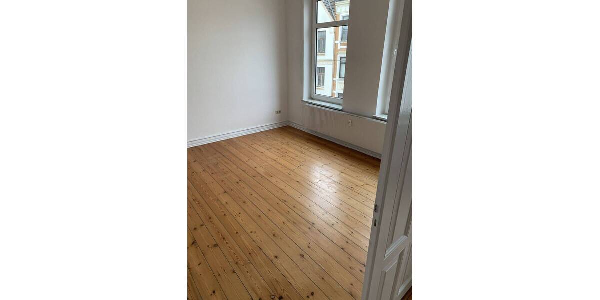 Etagenwohnung Flensburg Friesischer Berg - 3 Zimmer, 74 m&sup2;, 600&euro; | Angebot:26208251