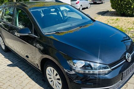 VW Golf 220.000 km 6.980 &euro; XANTEN 46509