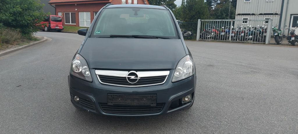 Opel Zafira 240.000 km 950 &euro; Unna 59423