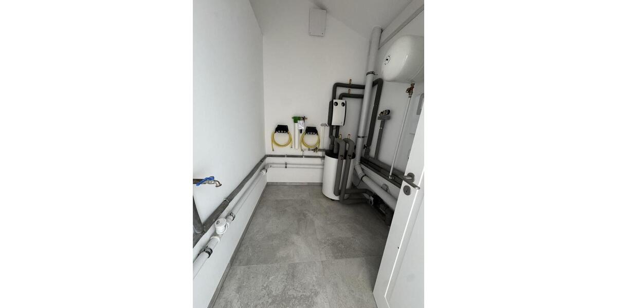 Doppelhaushälfte Düsseldorf Stadtbezirk 5 - 3.5 Zimmer, 100 m&sup2;, 2.500&euro; | Angebot:26276442