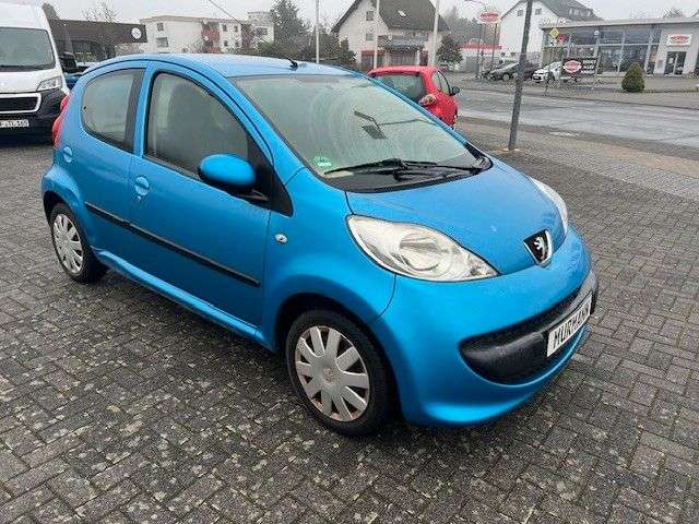 Peugeot 107 99.500 km 2.500 &euro; Rodgau 63110