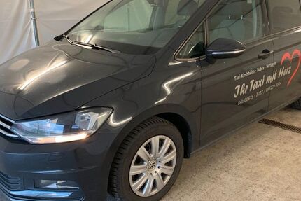 VW Touran 239.703 km 8.950 &euro; Steinbach-Hallenberg OT Herges-Hallenberg 98587