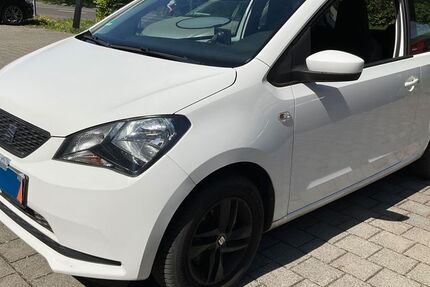 Seat Mii 103.987 km 4.400 &euro; FRANKFURT 65933