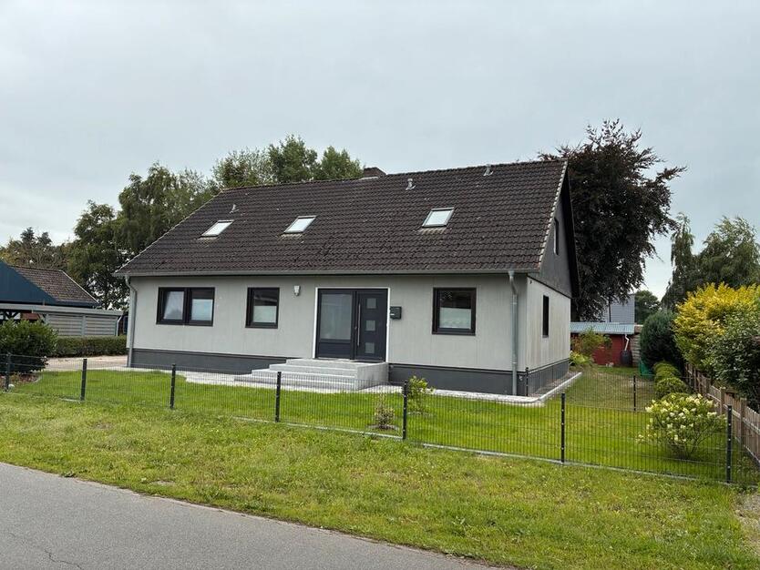 Modernisiertes Einfamilienhaus mit EinliegerWohnung (optional)