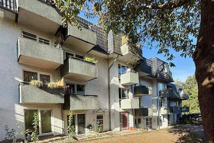 Bezugsfreie 1-Zimmer-Whg. mit Balkon, EBK, Duschbad und Carport Rendsburger Landstraße, Kiel 1 zimmer
