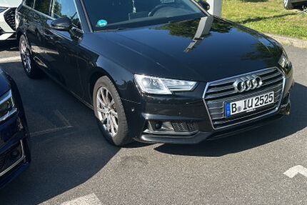 Audi A4 128.000 km 16.999 &euro; Berlin 12279