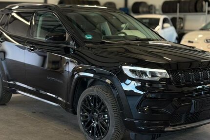 Jeep Compass 29.697 km 22.750 &euro; Friedewald 36289