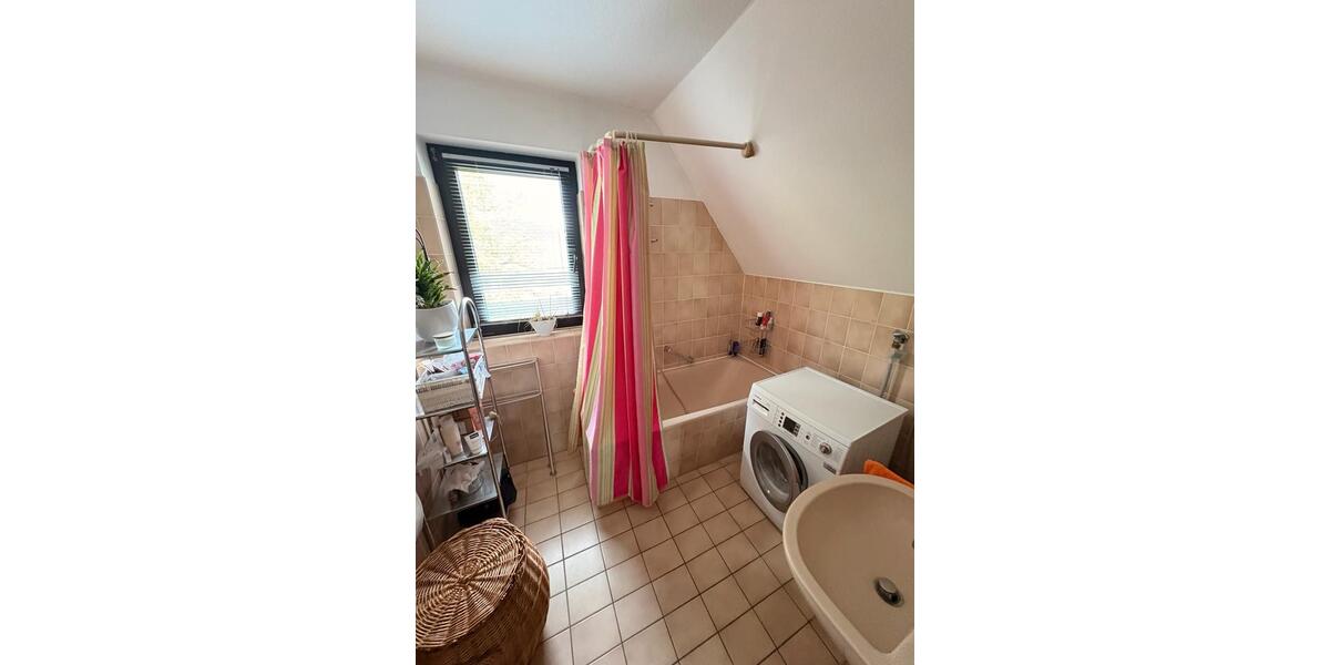 Dachgeschoßwohnung Trier Kürenz - 4 Zimmer, 95 m&sup2;, 299.000&euro; | Angebot:26563125